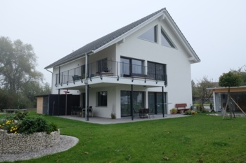 Klimaholzhaus im klassichen Stil
