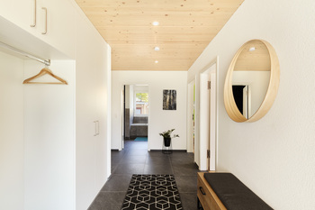 Einfamilienhaus mit Oberdeck und Seelage