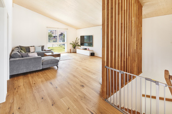 Einfamilienhaus mit Oberdeck und Seelage
